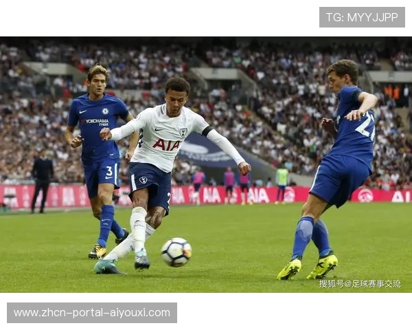 诺丁汉森林vs阿森纳，米伦科维奇防线指挥屡次化解险情